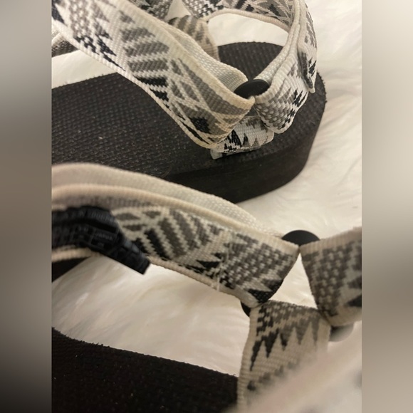 Teva | Platform Sandals - Picture 2 of 2